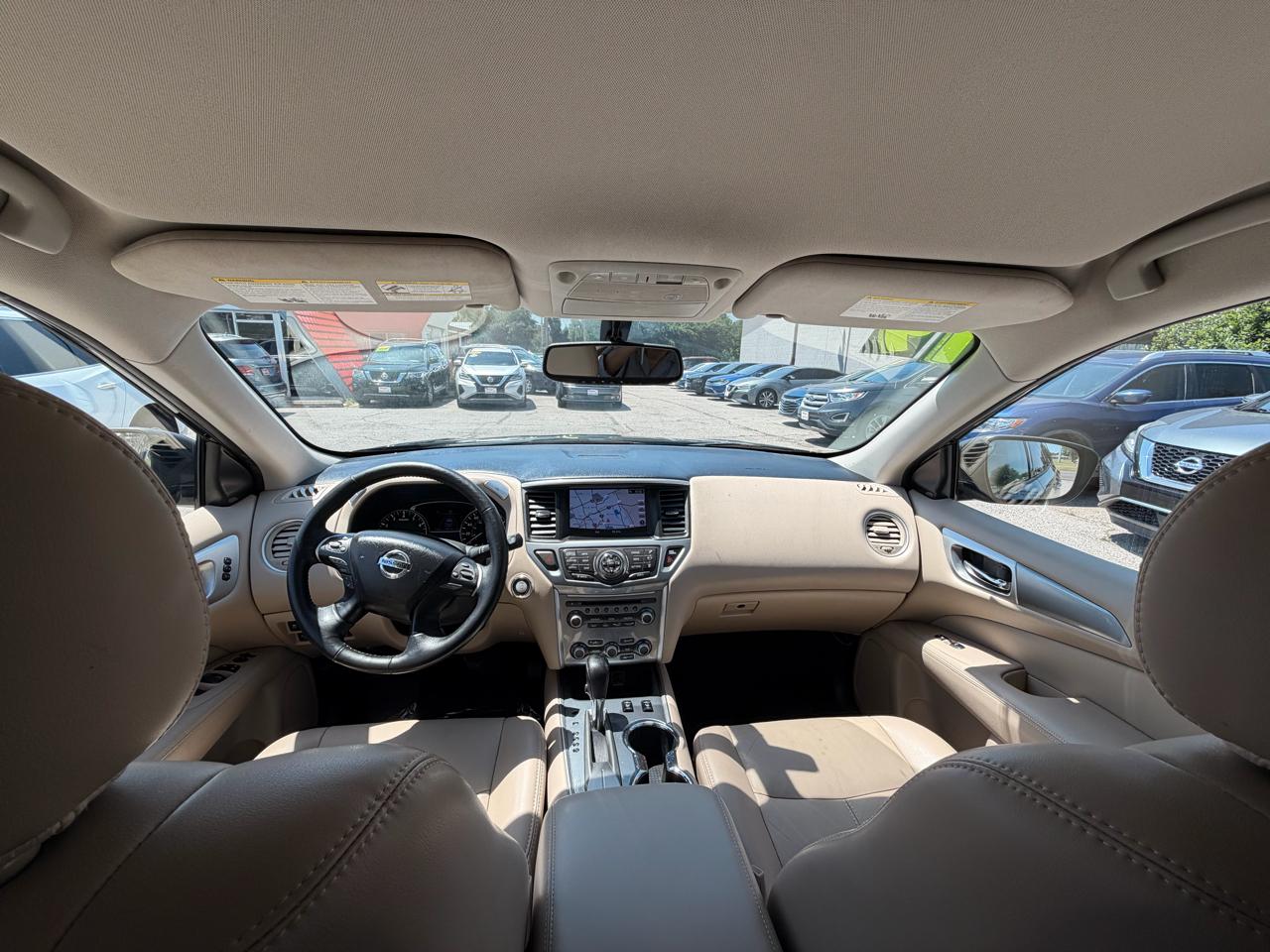 Nissan Pathfinder SL 2WD 2019
