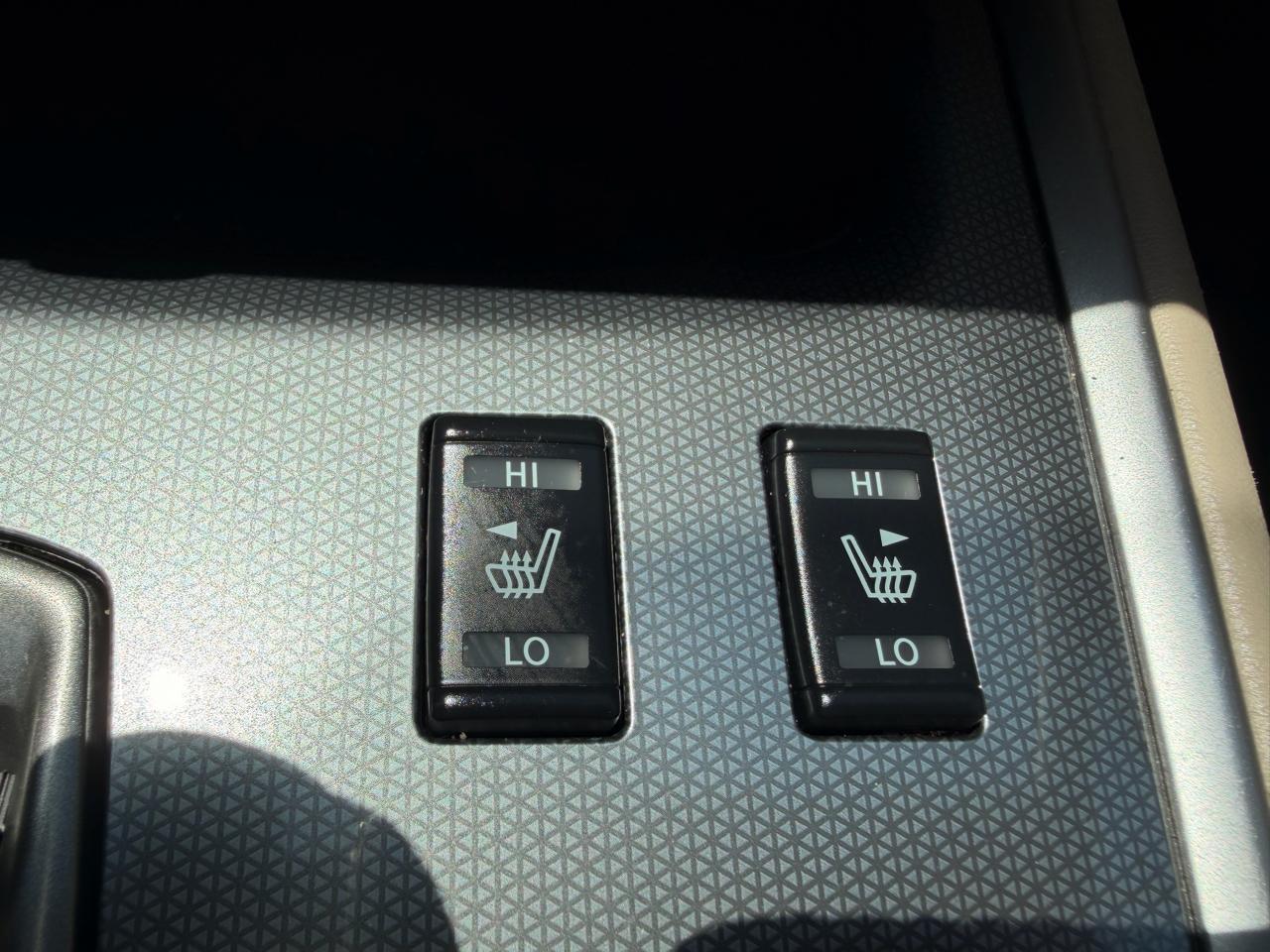 Nissan Pathfinder SL 2WD 2019