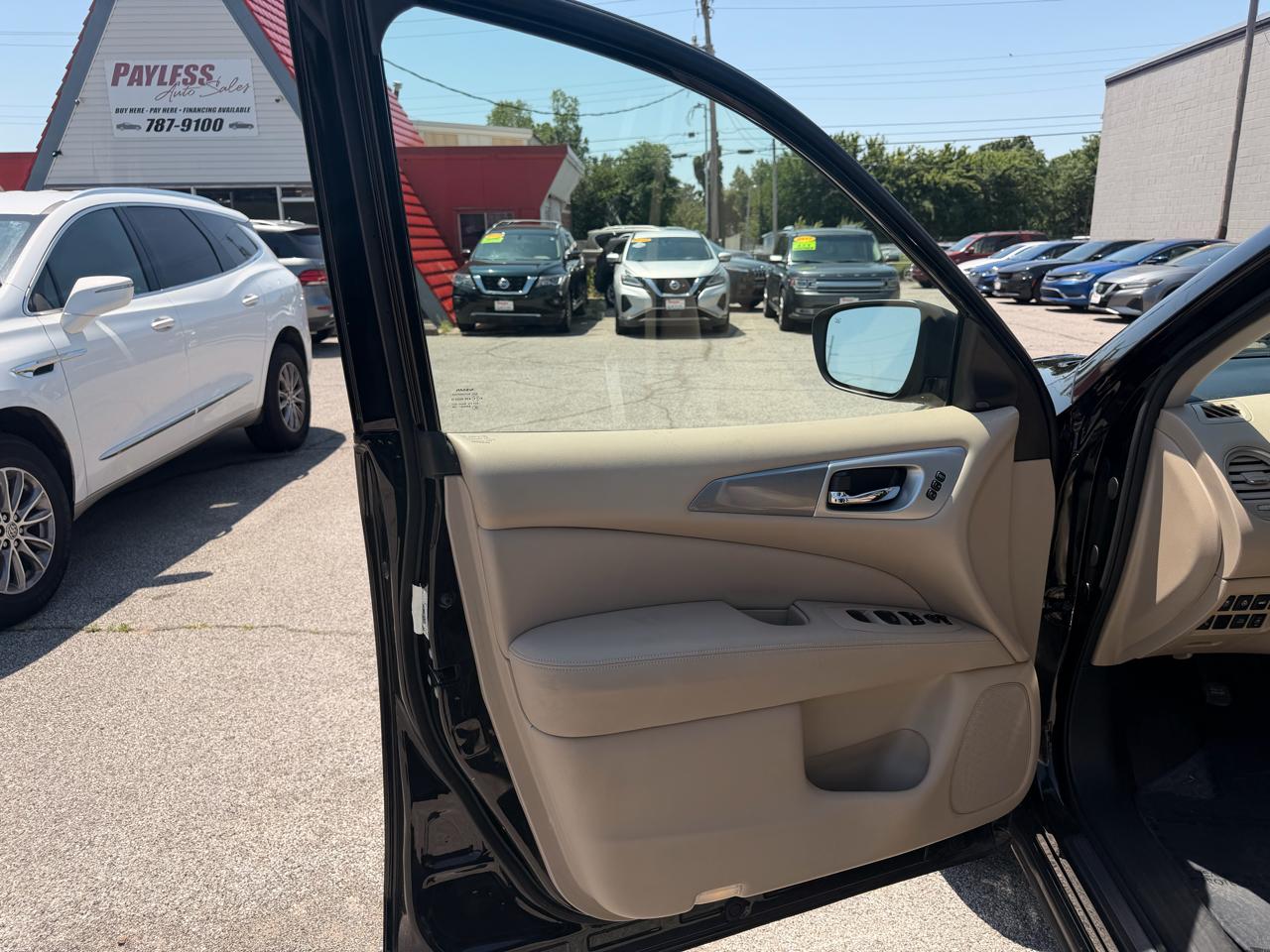 Nissan Pathfinder SL 2WD 2019