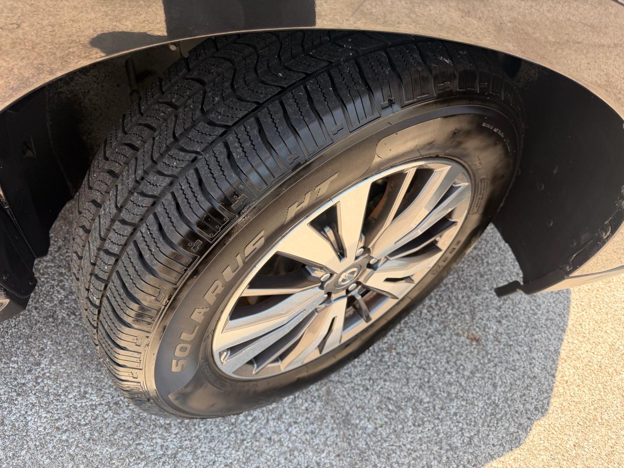 Nissan Pathfinder SL 2WD 2019