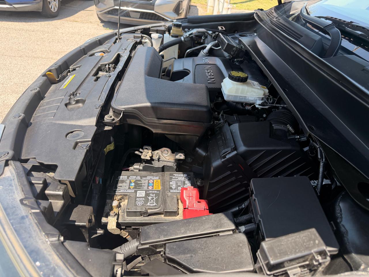 Nissan Pathfinder SL 2WD 2019