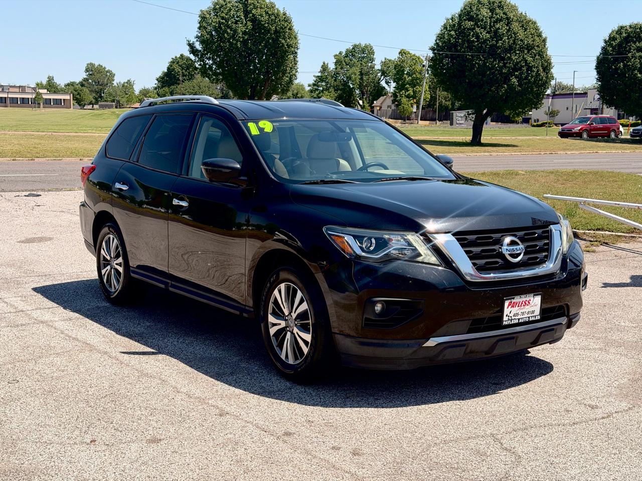 Nissan Pathfinder SL 2WD 2019