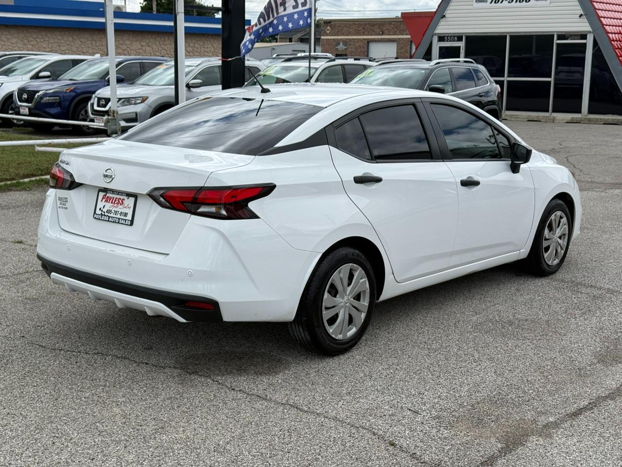 Nissan Versa S 2021