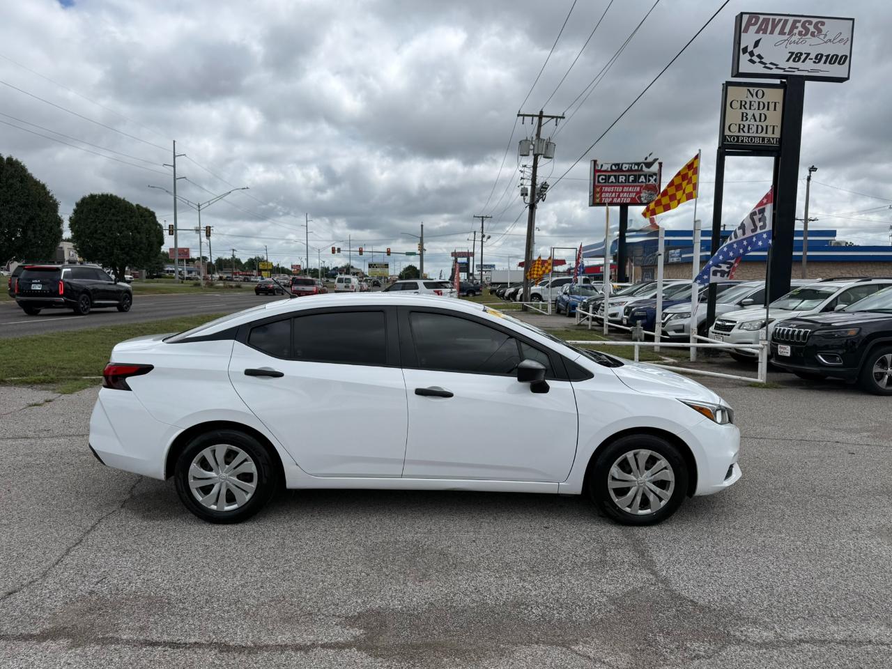 Nissan Versa S 2021