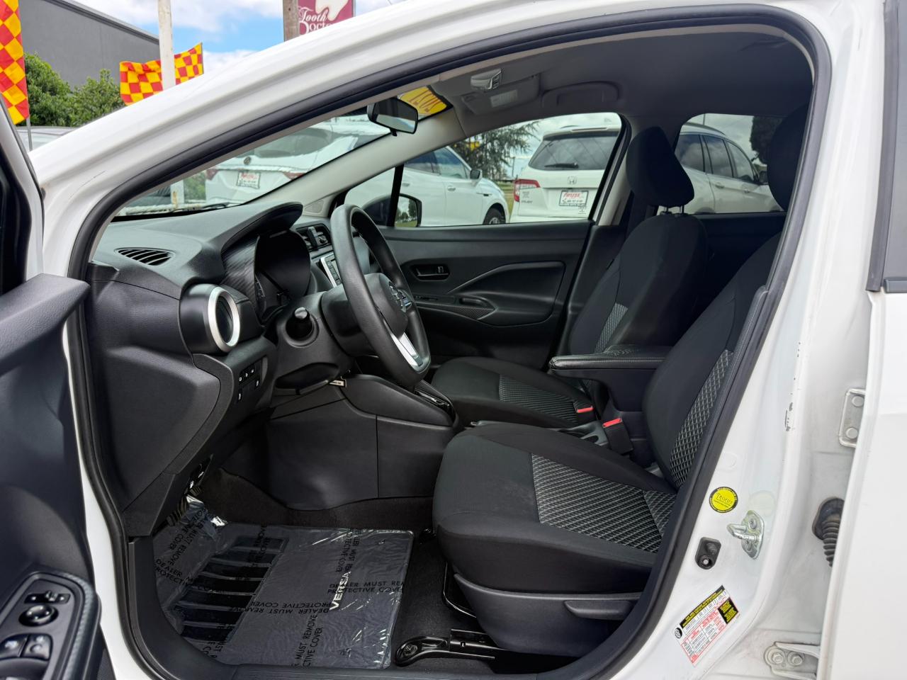Nissan Versa S 2021