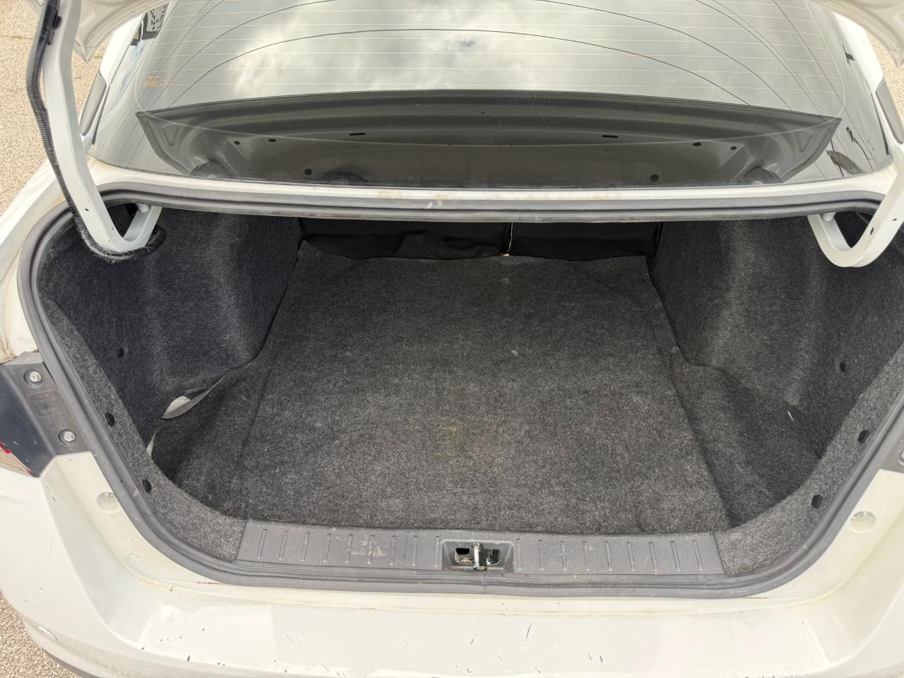 Nissan Versa S 2021