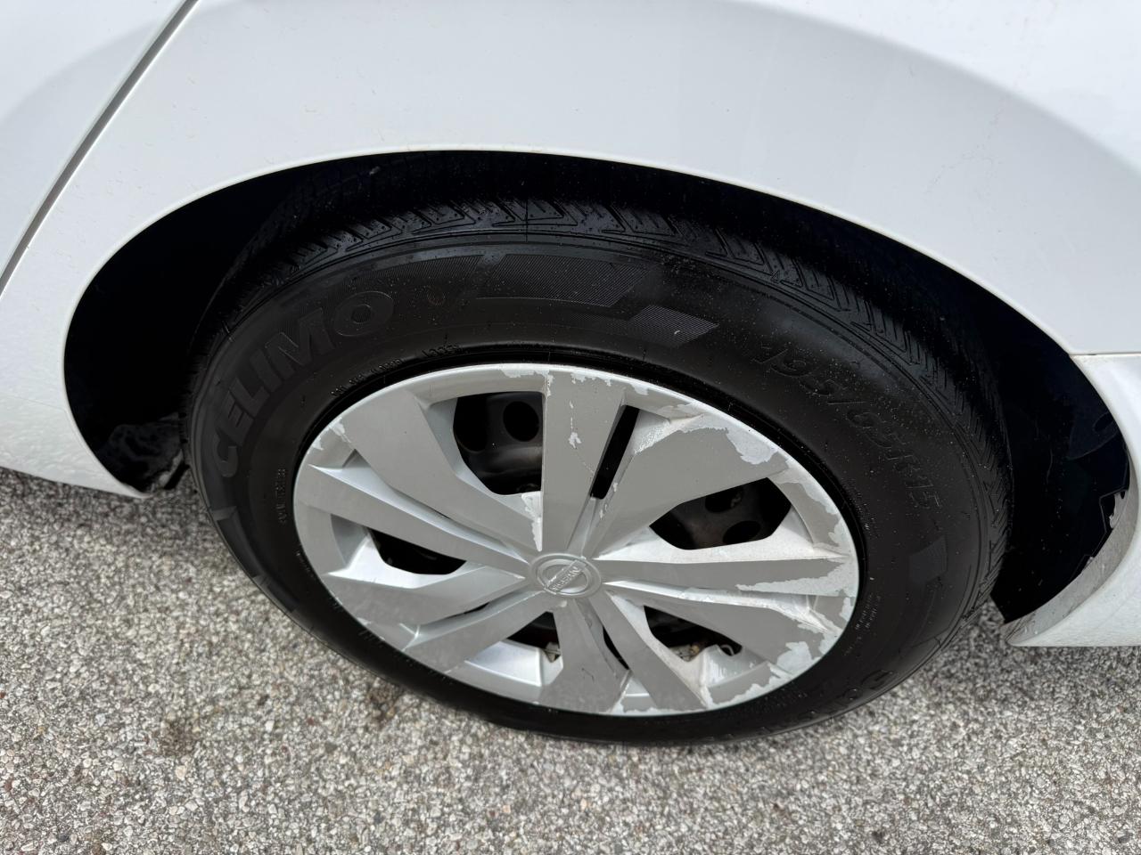 Nissan Versa S 2021