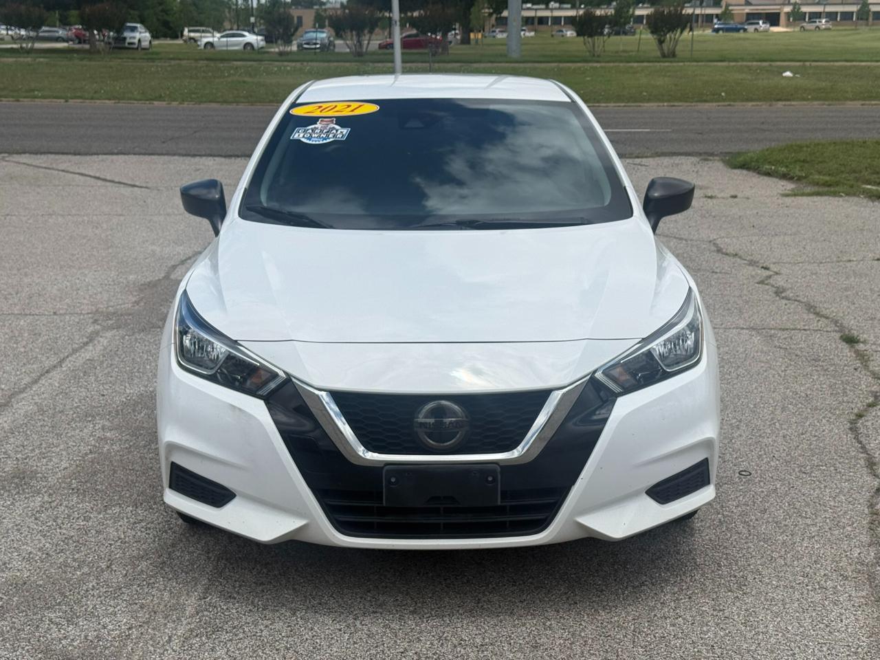 Nissan Versa S 2021