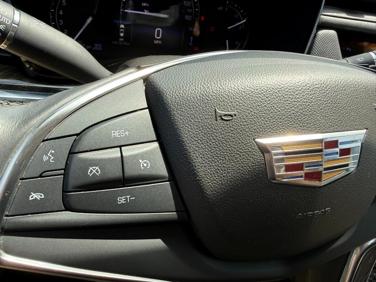 Cadillac XT5 Base 2018
