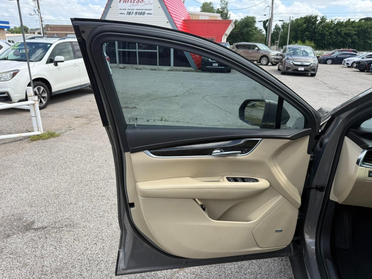 Cadillac XT5 Base 2018