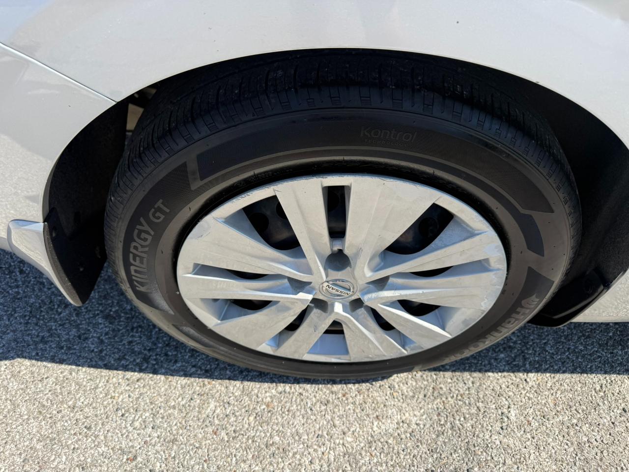 Nissan Sentra S 2022