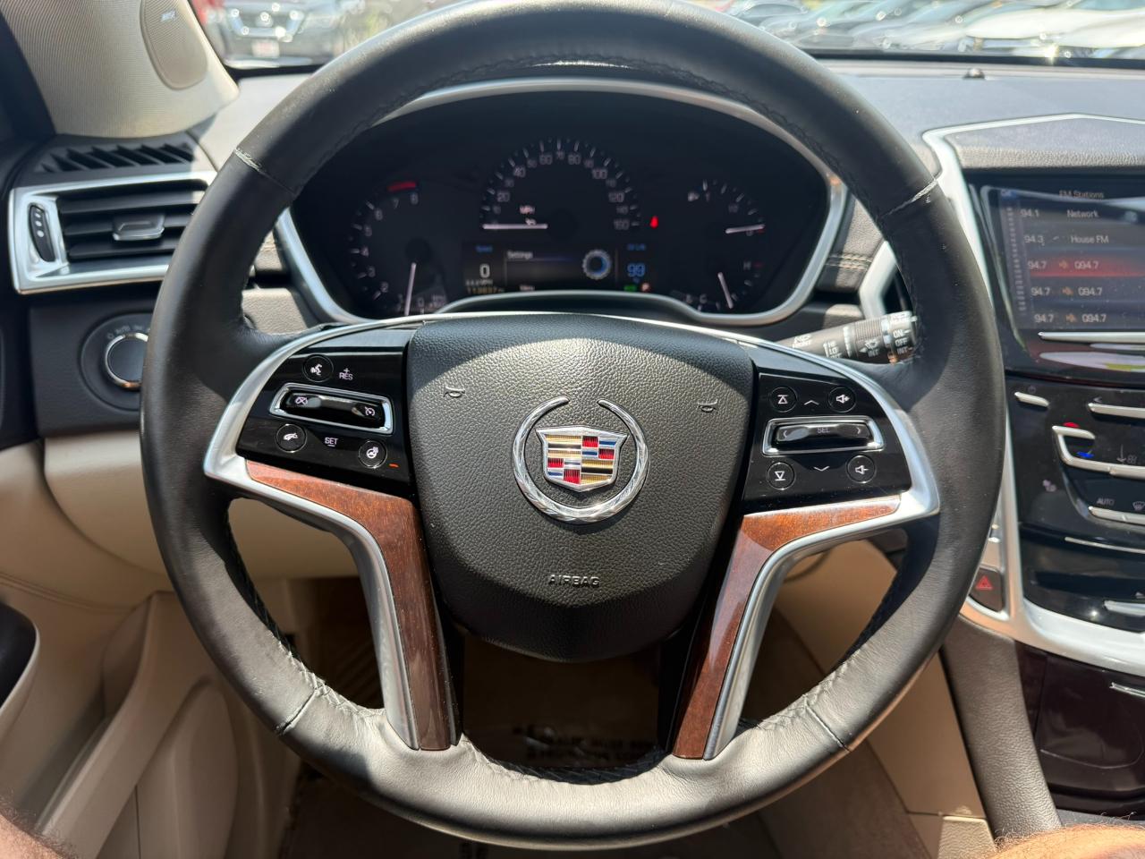 Cadillac SRX Luxury Collection 2013