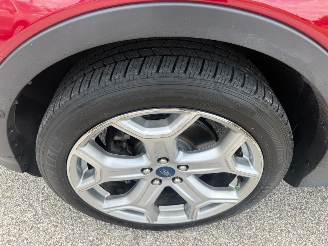 Ford Escape Titanium 4WD 2019