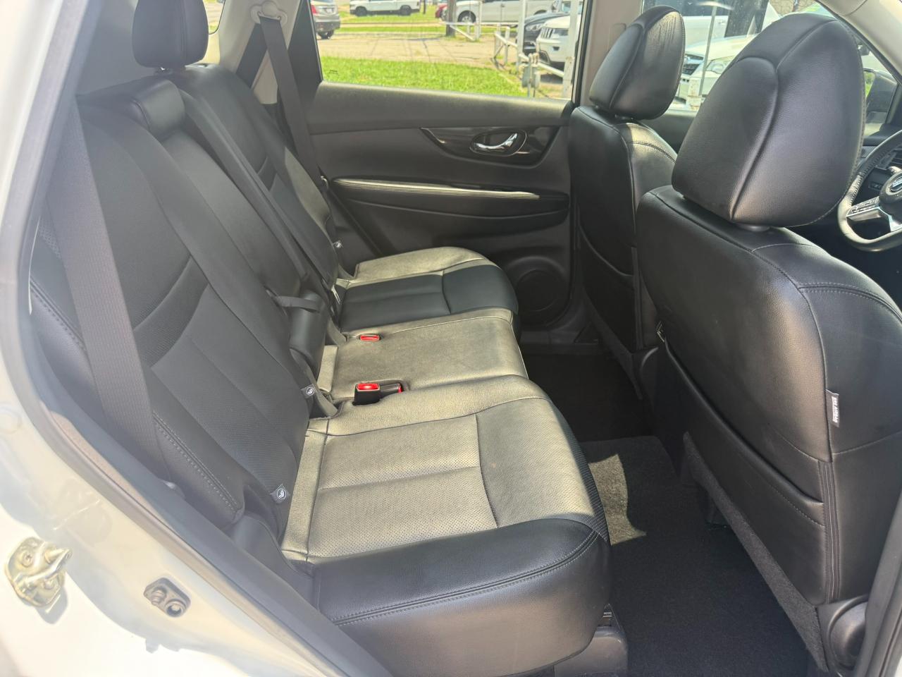 Nissan Rogue SL FWD 2017