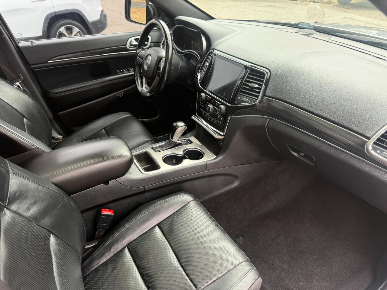 Jeep Grand Cherokee Limited 2WD 2021
