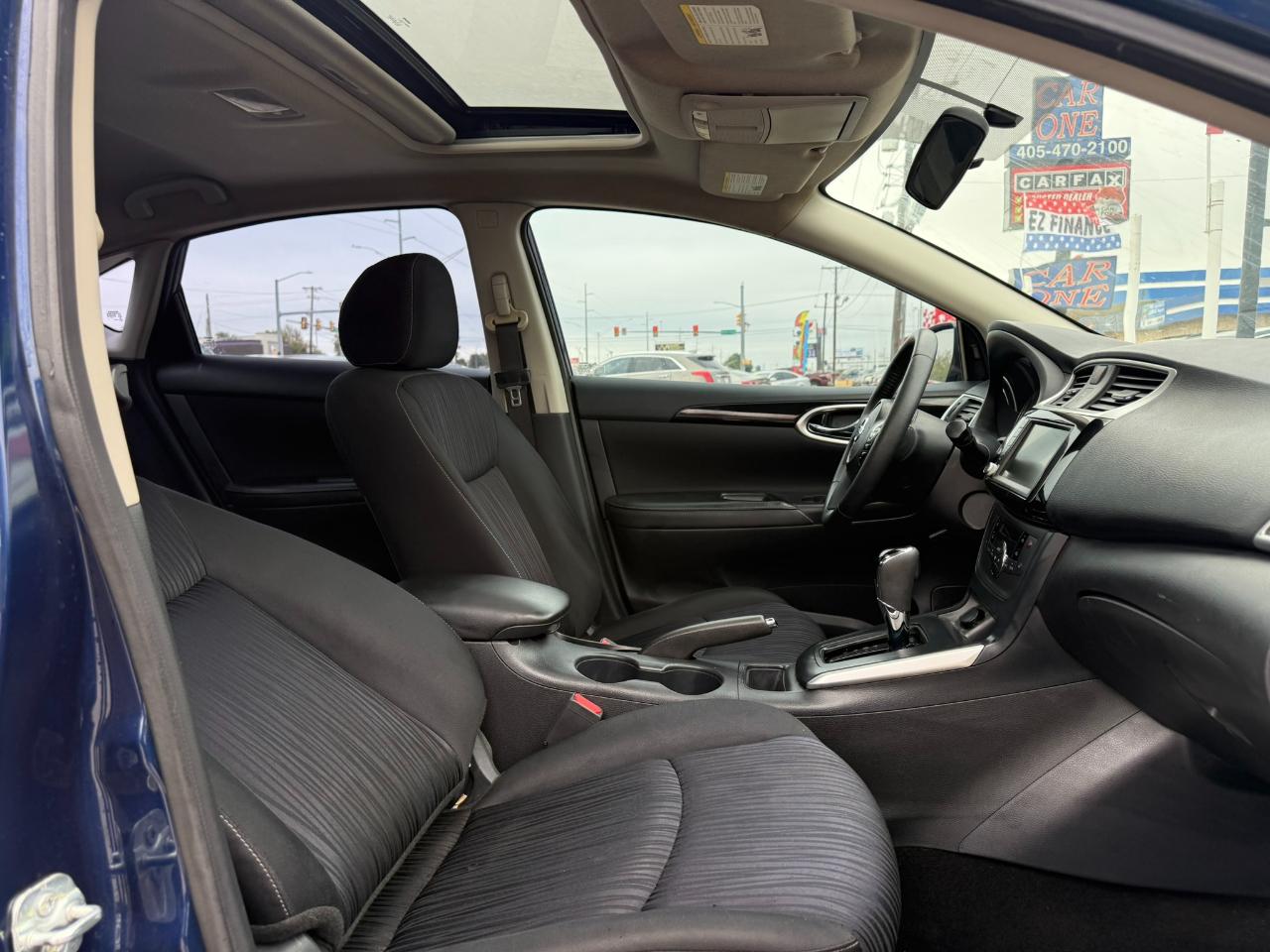 Nissan Sentra photo 11