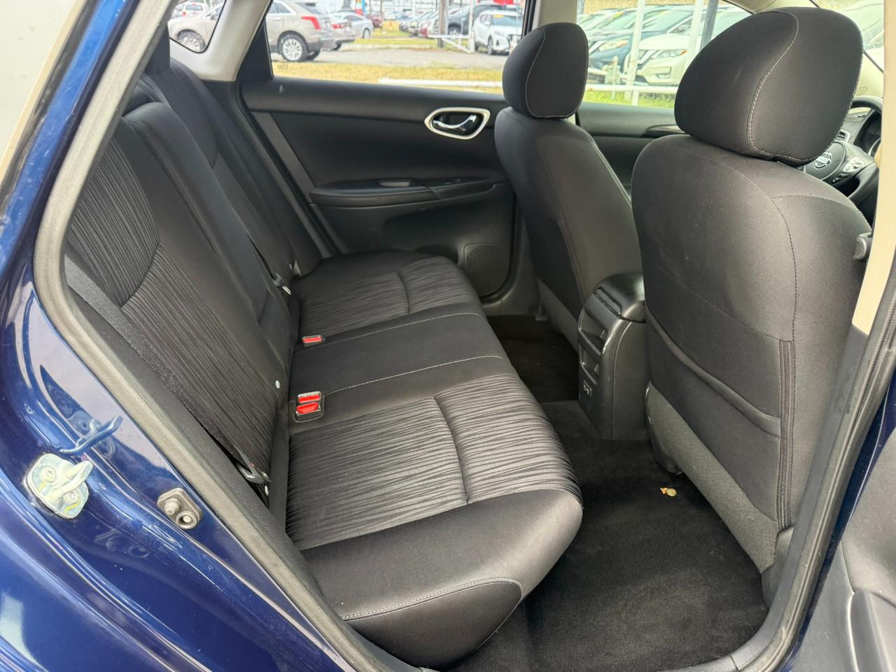 Nissan Sentra photo 12