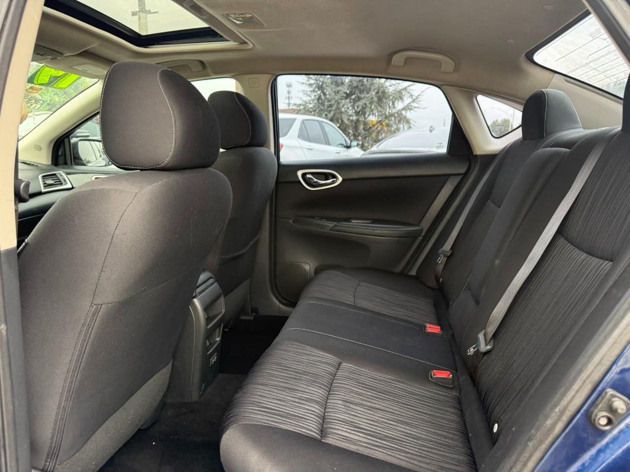 Nissan Sentra photo 13