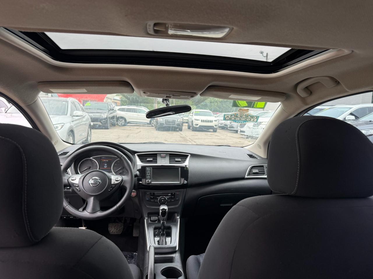 Nissan Sentra photo 14