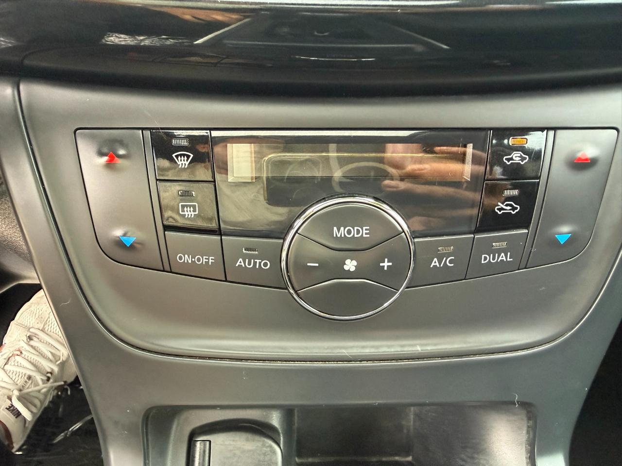 Nissan Sentra photo 19