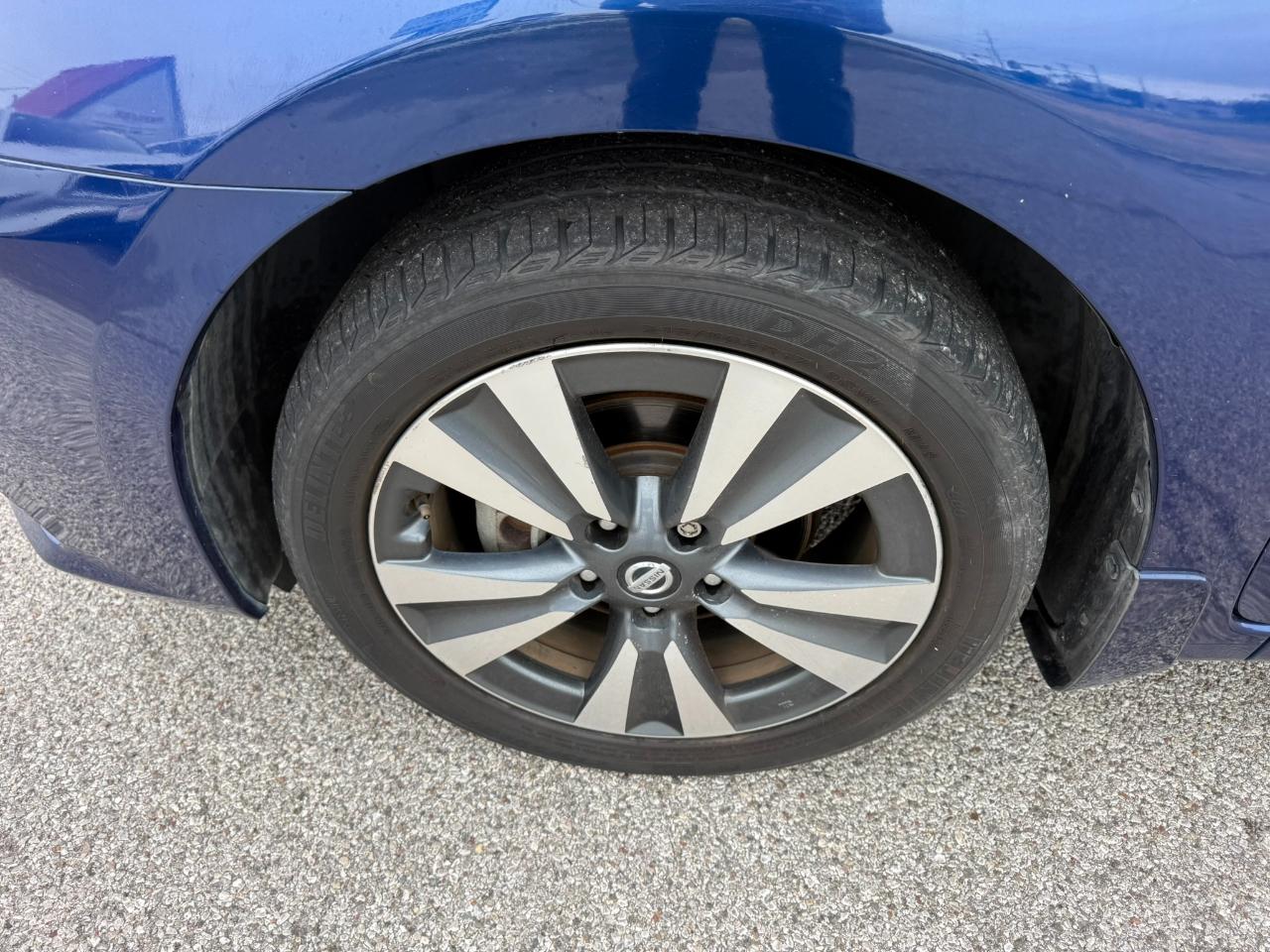 Nissan Sentra photo 33