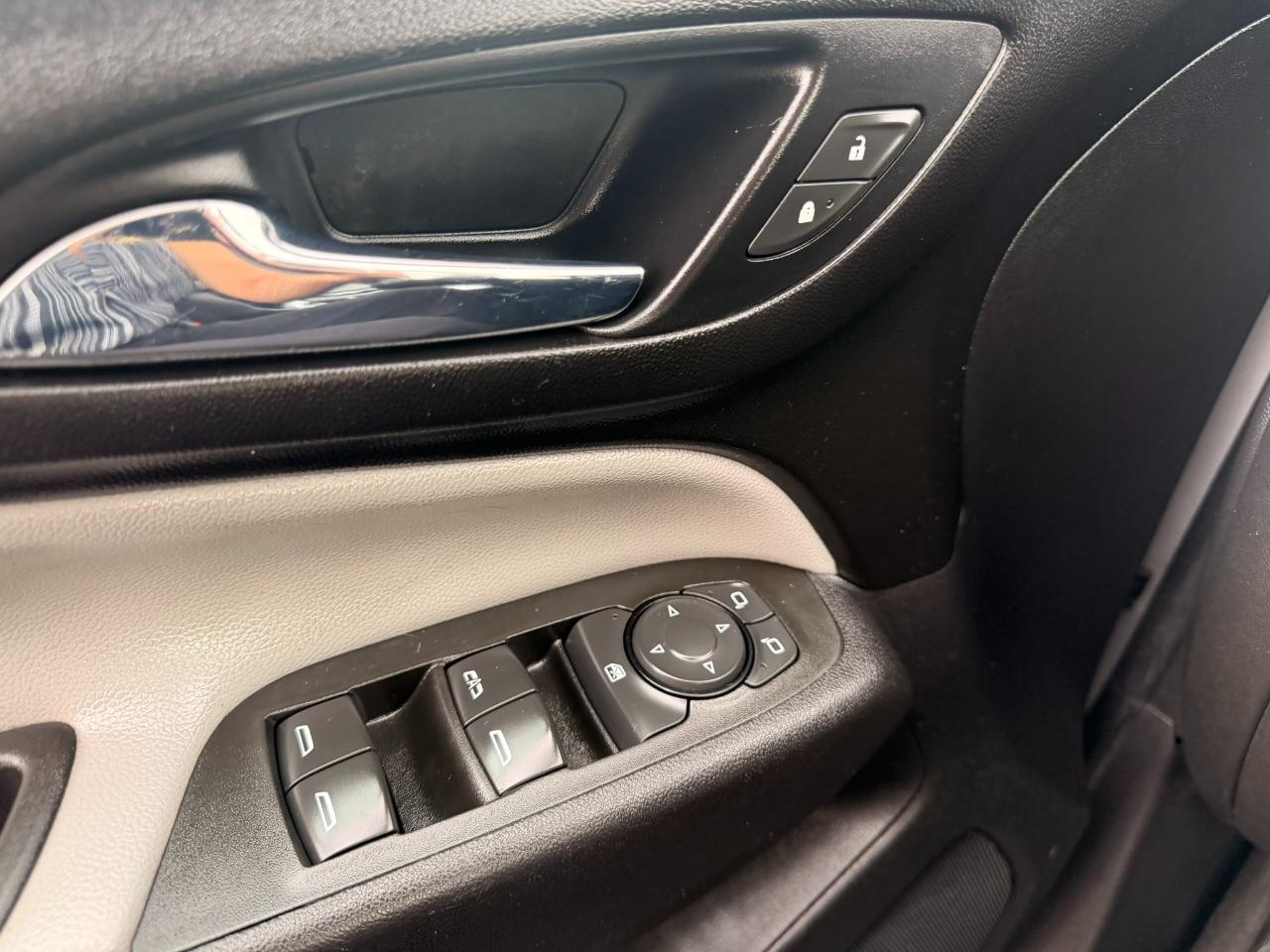 Chevrolet Equinox LS 2WD 2021