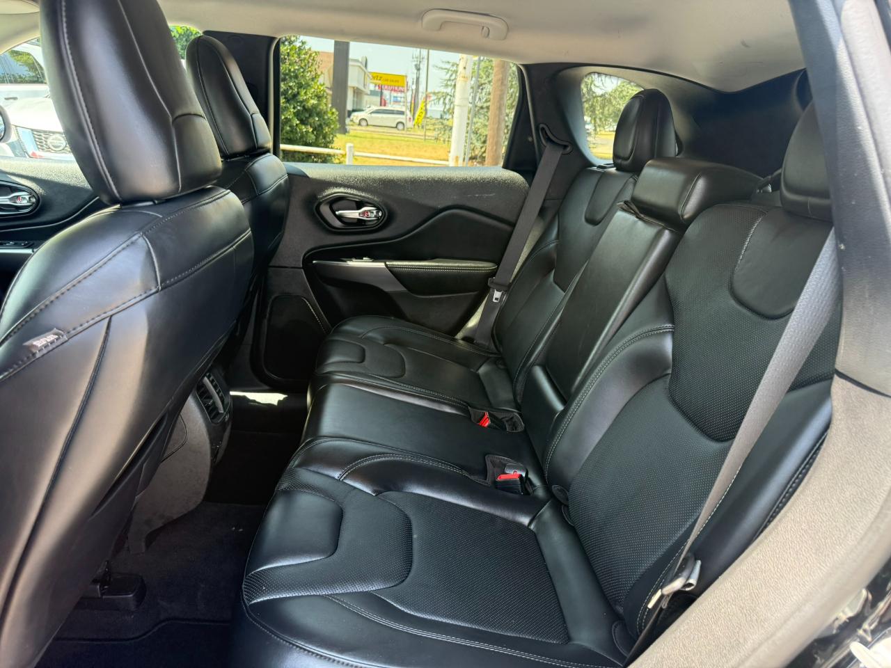Jeep Cherokee Limited FWD 2020