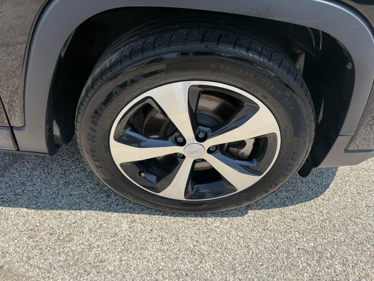 Jeep Cherokee Limited FWD 2020