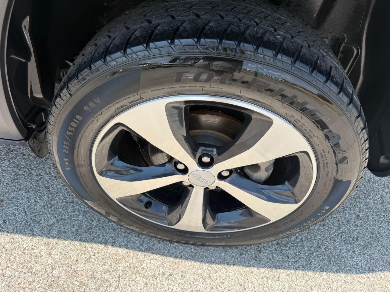 Jeep Cherokee Limited FWD 2020