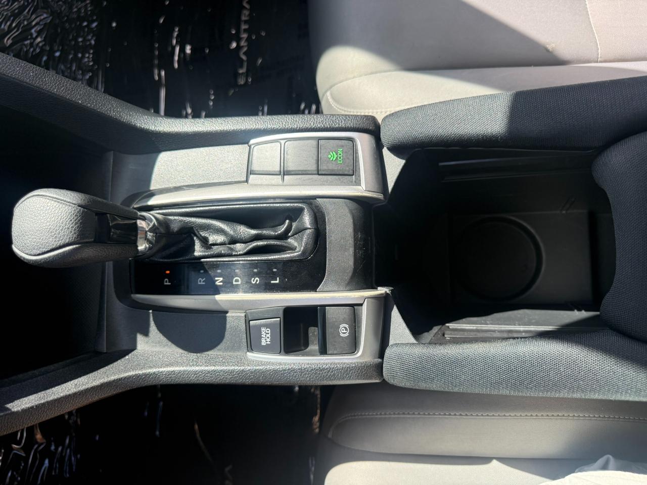Honda Civic LX Sedan CVT 2016