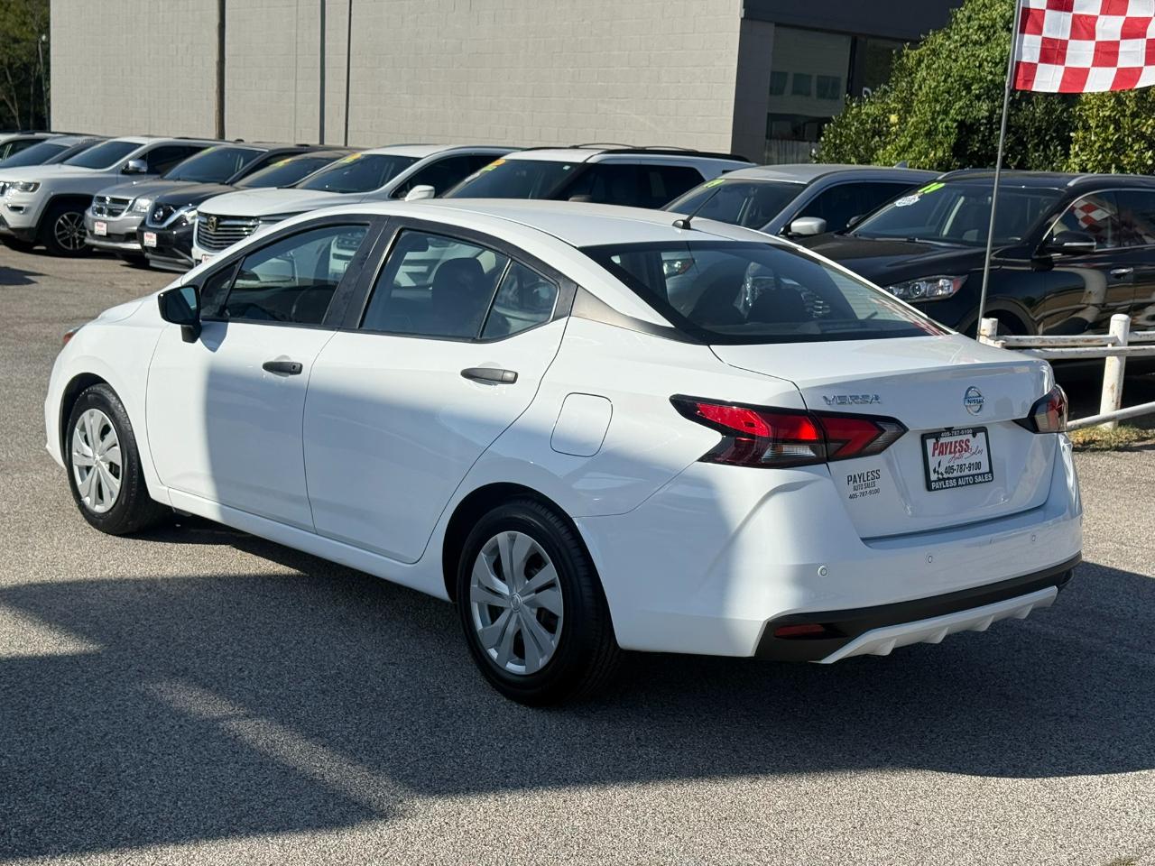 Nissan Versa S CVT 2022