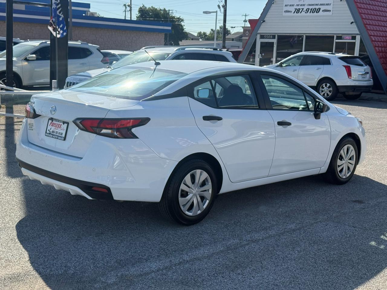 Nissan Versa S CVT 2022