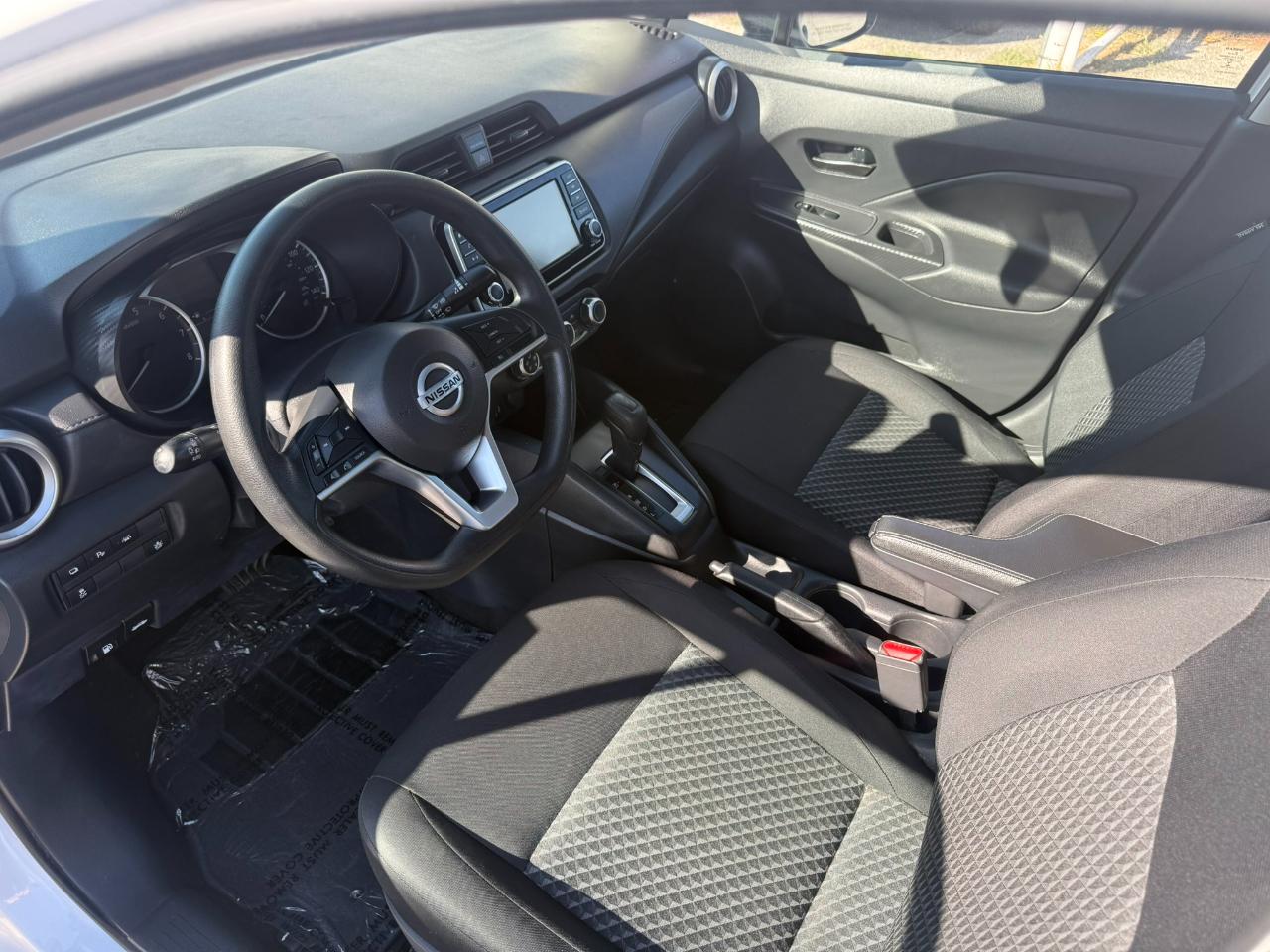 Nissan Versa S CVT 2022