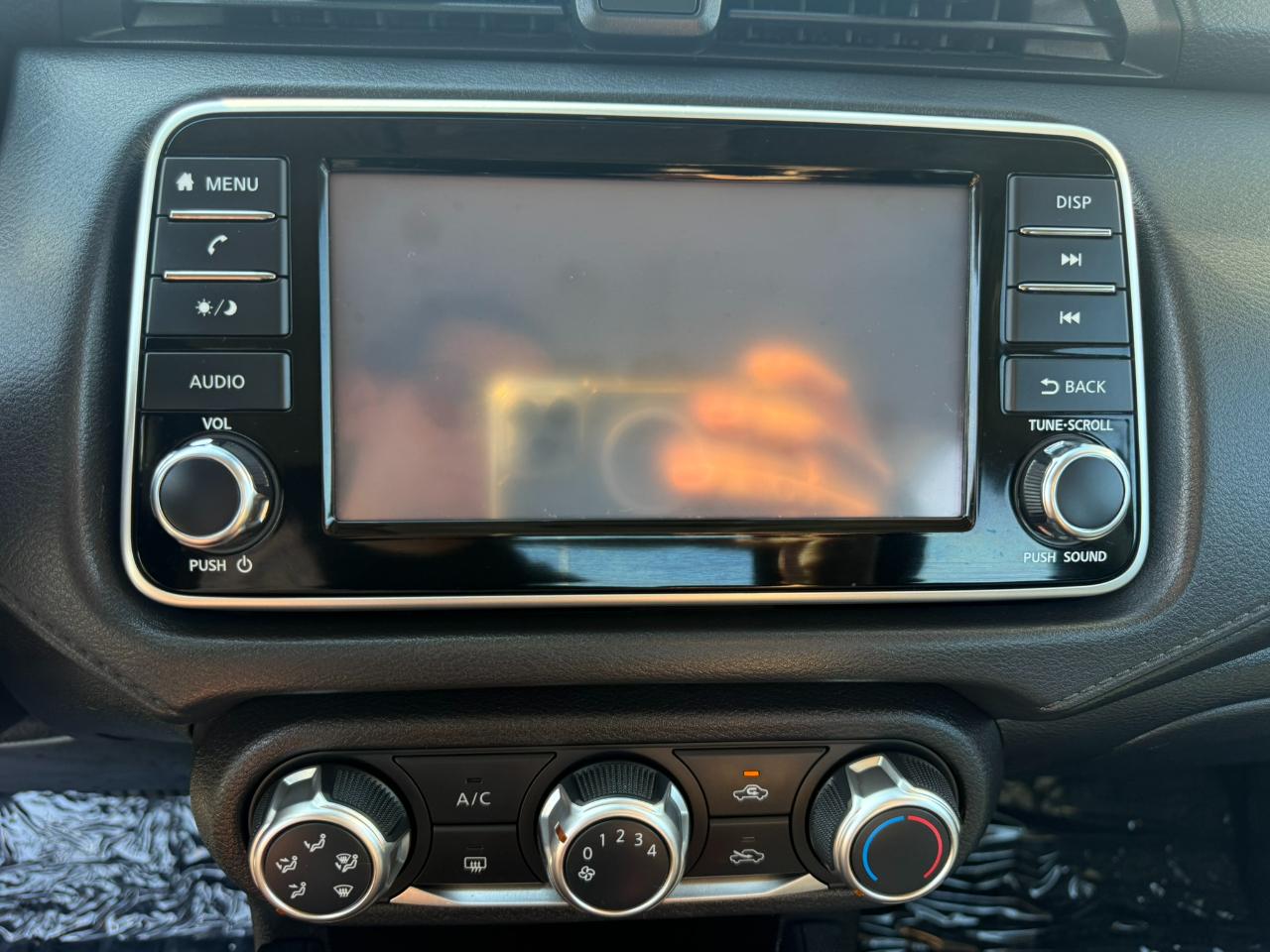 Nissan Versa S CVT 2022