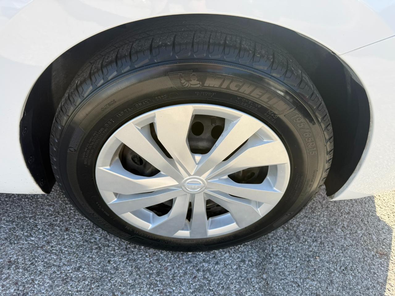 Nissan Versa S CVT 2022