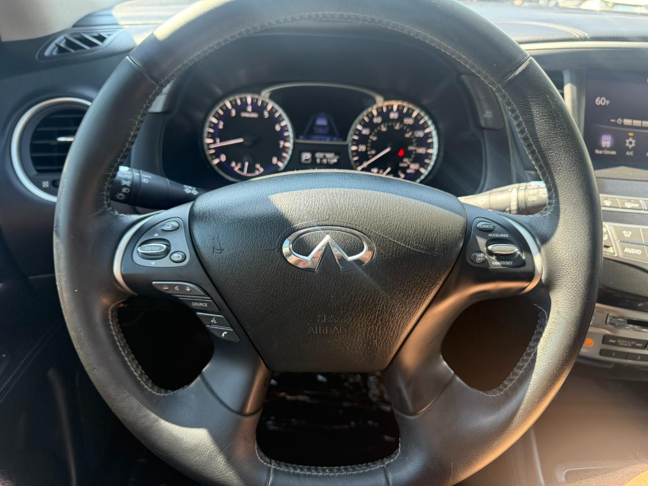 Infiniti QX60 PURE 2020