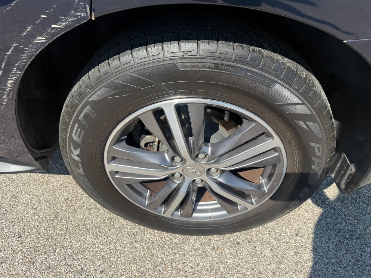 Infiniti QX60 PURE 2020