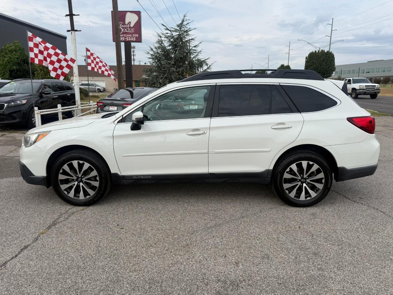 Subaru Outback photo 4