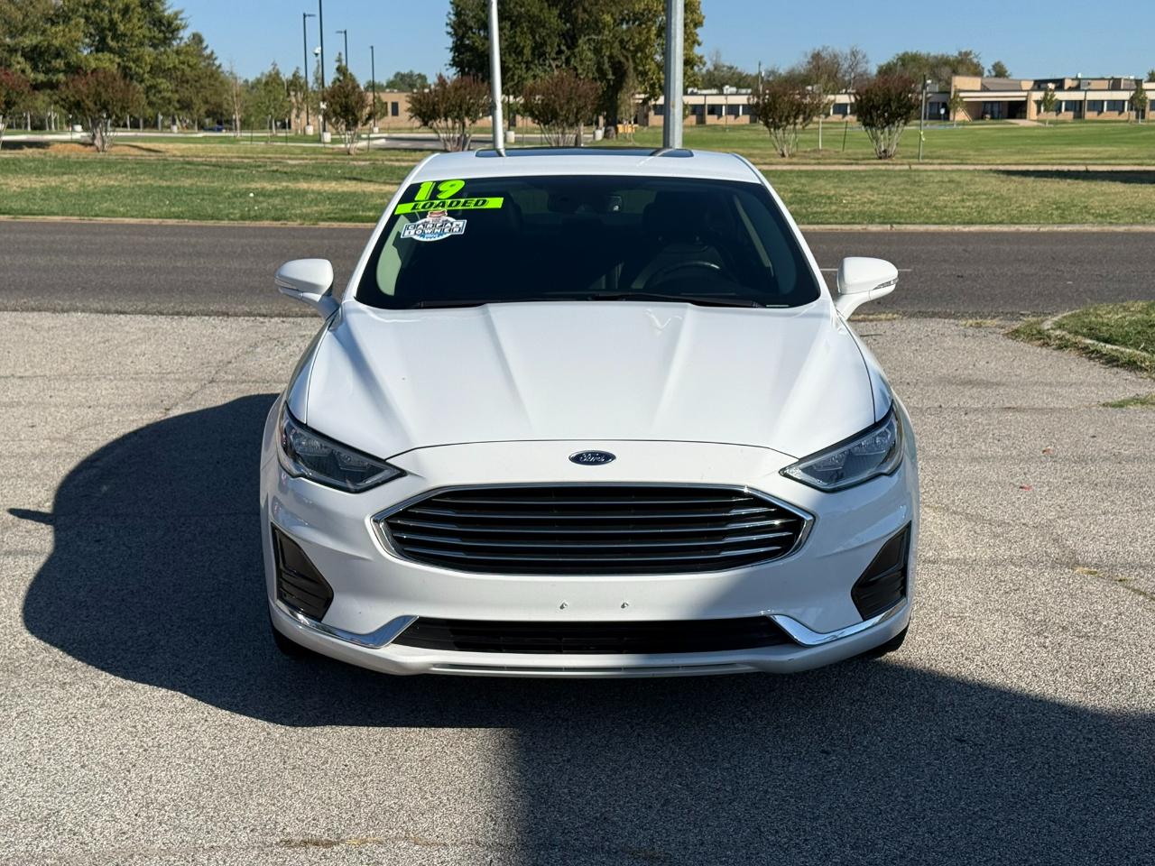 Ford Fusion photo 2