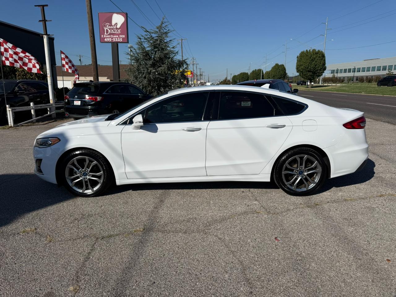 Ford Fusion photo 4