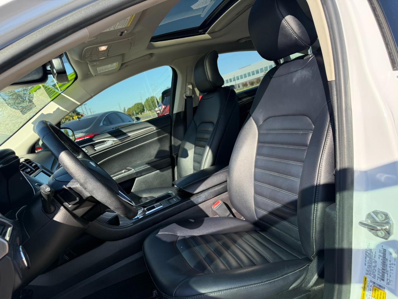Ford Fusion photo 9