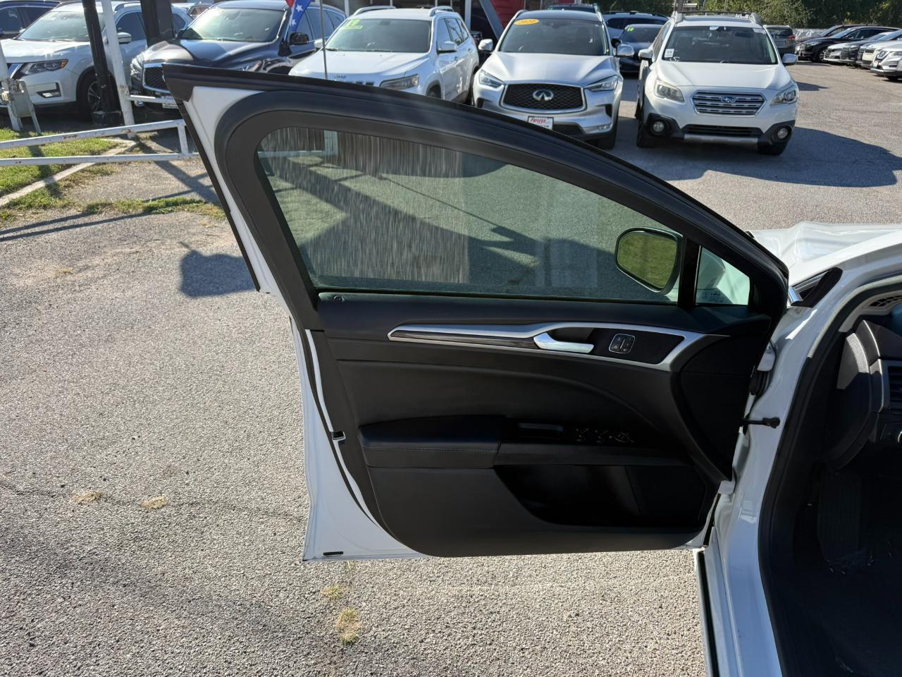 Ford Fusion photo 27
