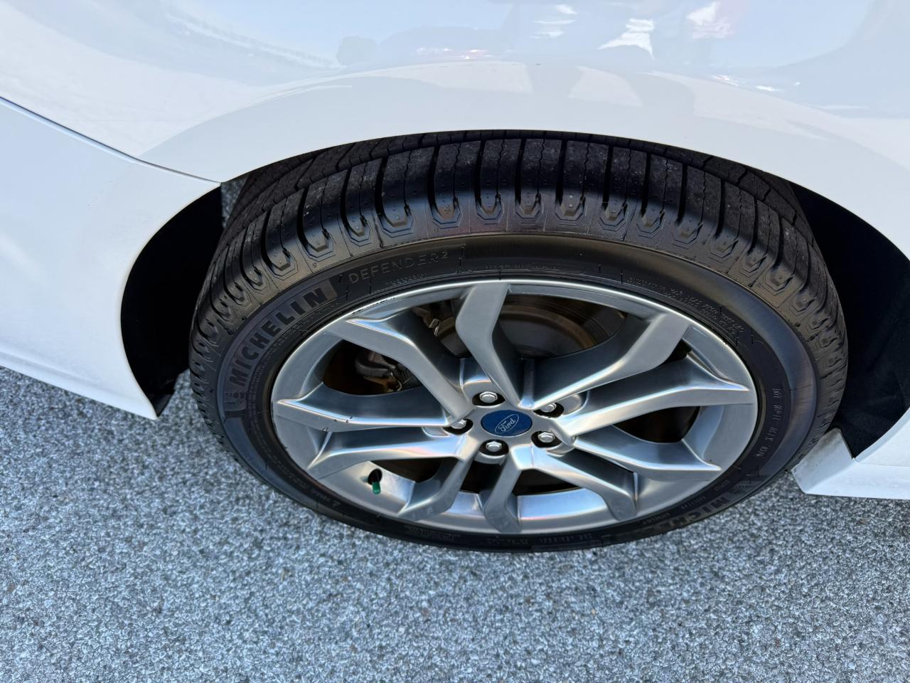 Ford Fusion photo 32