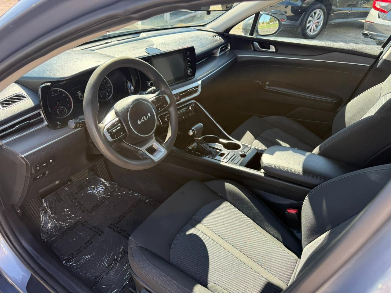Kia K5 LXS 2023
