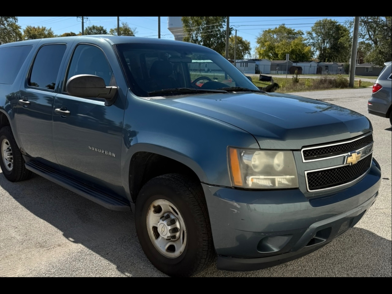 2010 Chevrolet Suburban 4WD 4dr 2500 Commercial