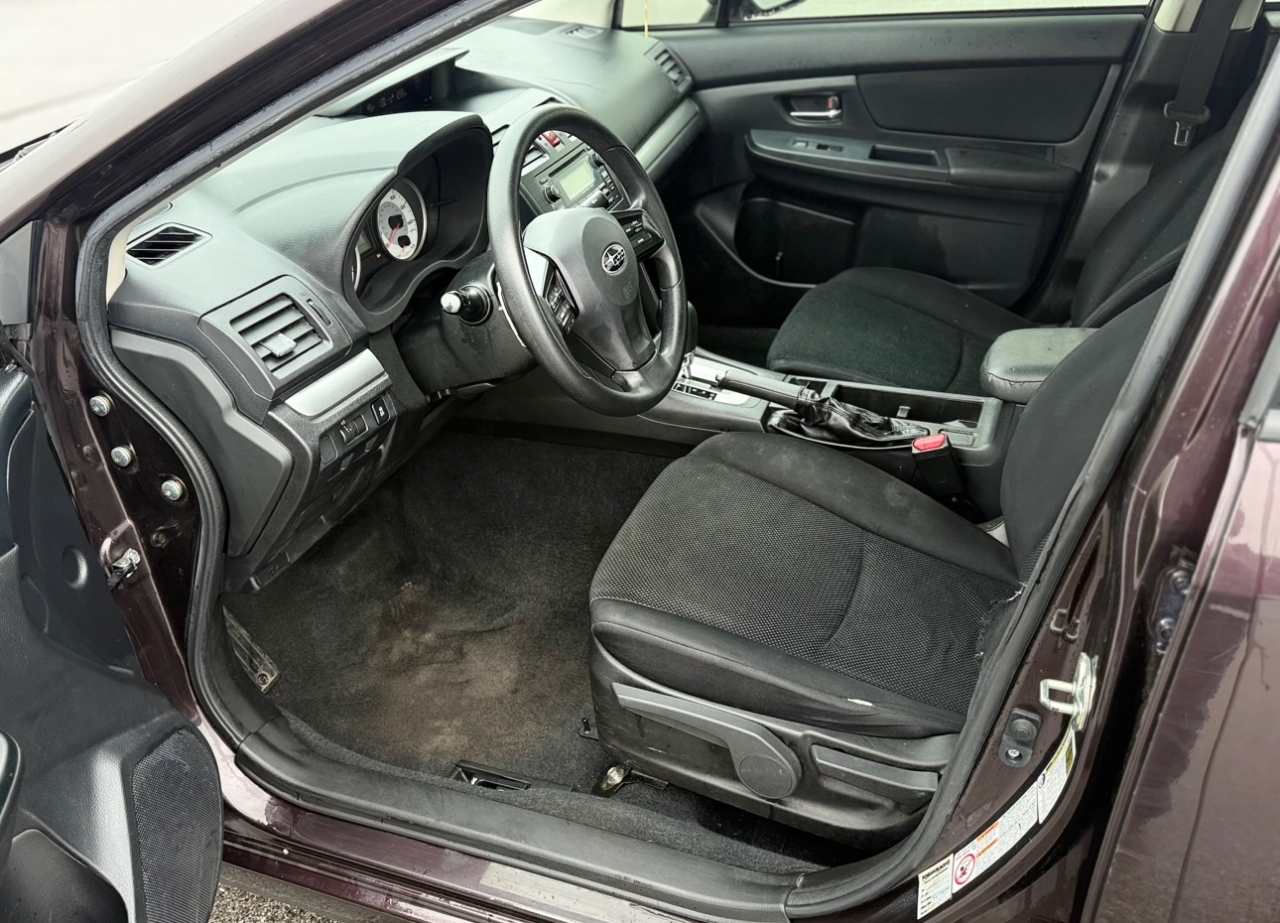 Subaru Impreza Sedan 4dr Auto 2.0i Premium 2012