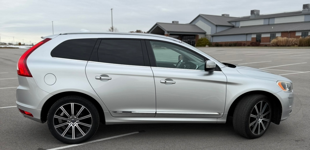 Volvo XC60 AWD 4dr T6 Drive-E 2016