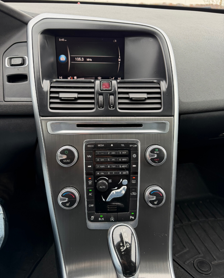 Volvo XC60 AWD 4dr T6 Drive-E 2016