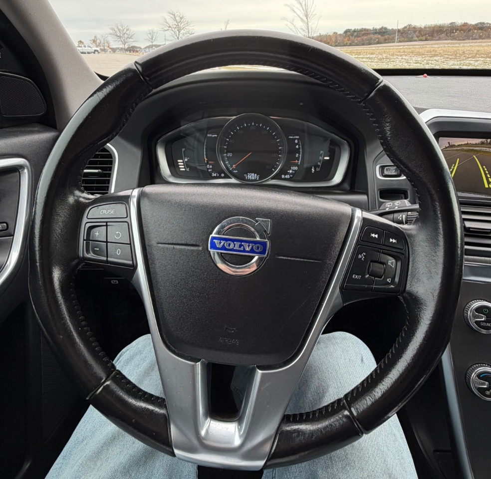 Volvo XC60 AWD 4dr T6 Drive-E 2016