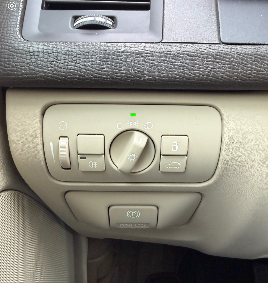 Volvo XC60 4dr 3.2L 2012